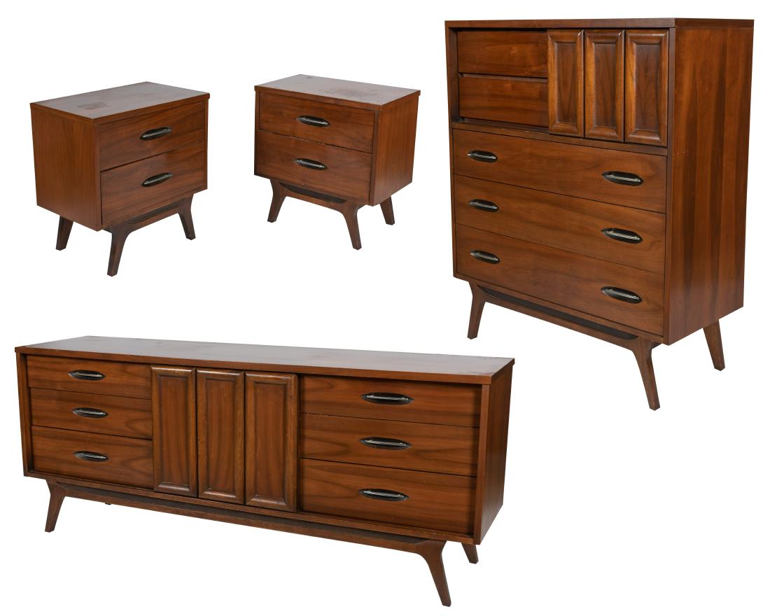 Mid Century Walnut Bedroom Set Four Piece