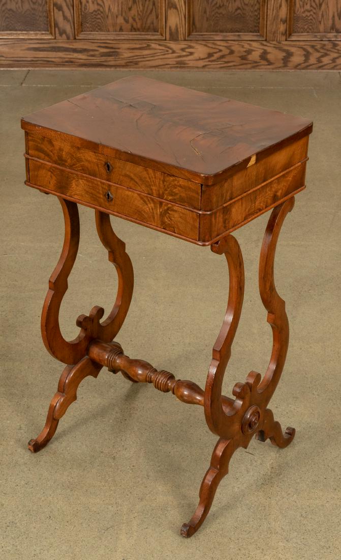 Victorian Sewing Stand (1 of 7)