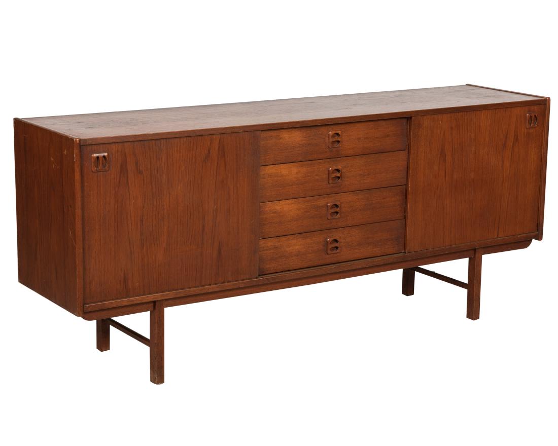 Danish Teak Credenza: Description - Danish teak credenza. Dimensions - 31" x 72" x 17'