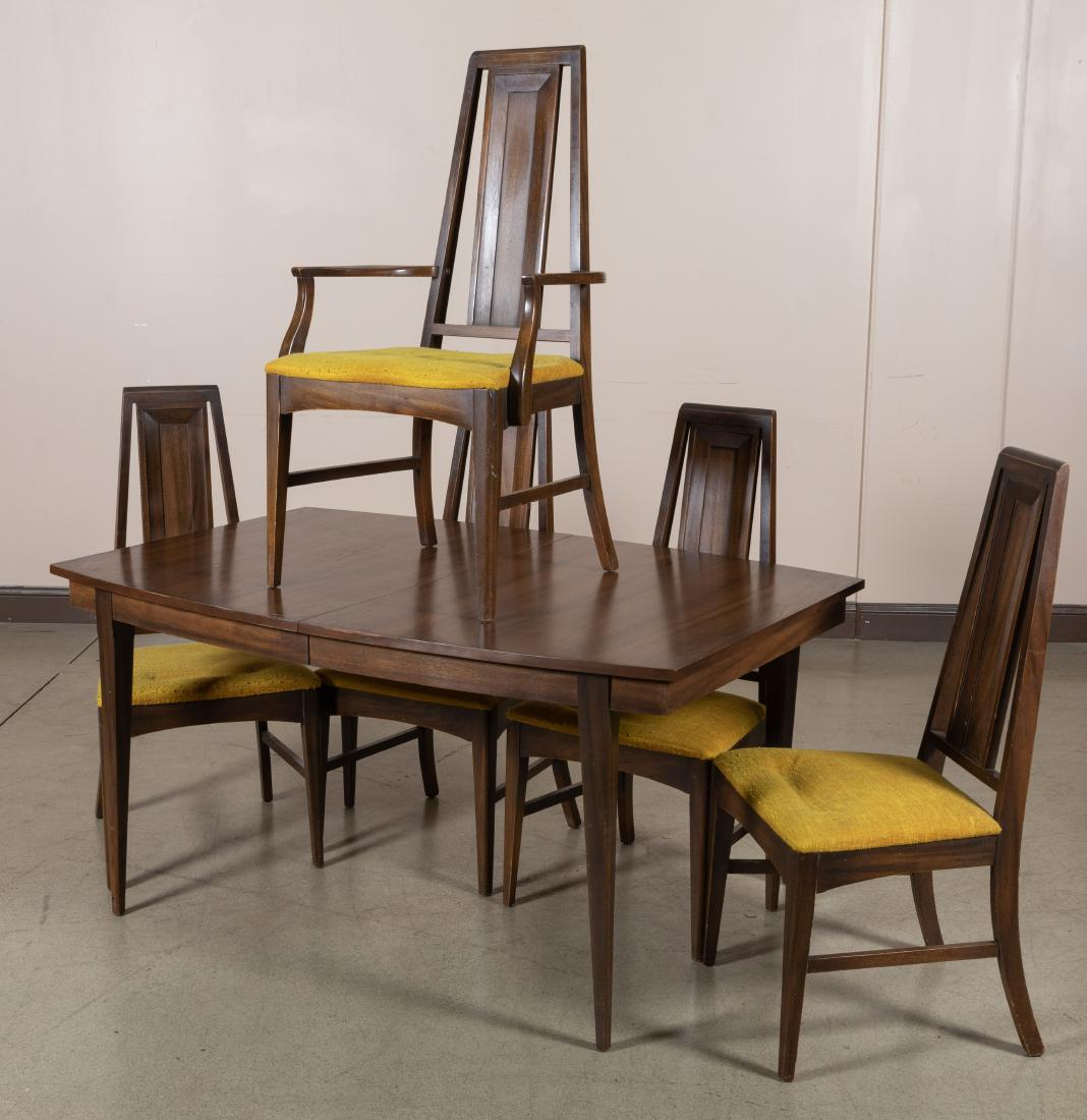 Young MFG Co. - Dining Table and Chairs (1 of 3)