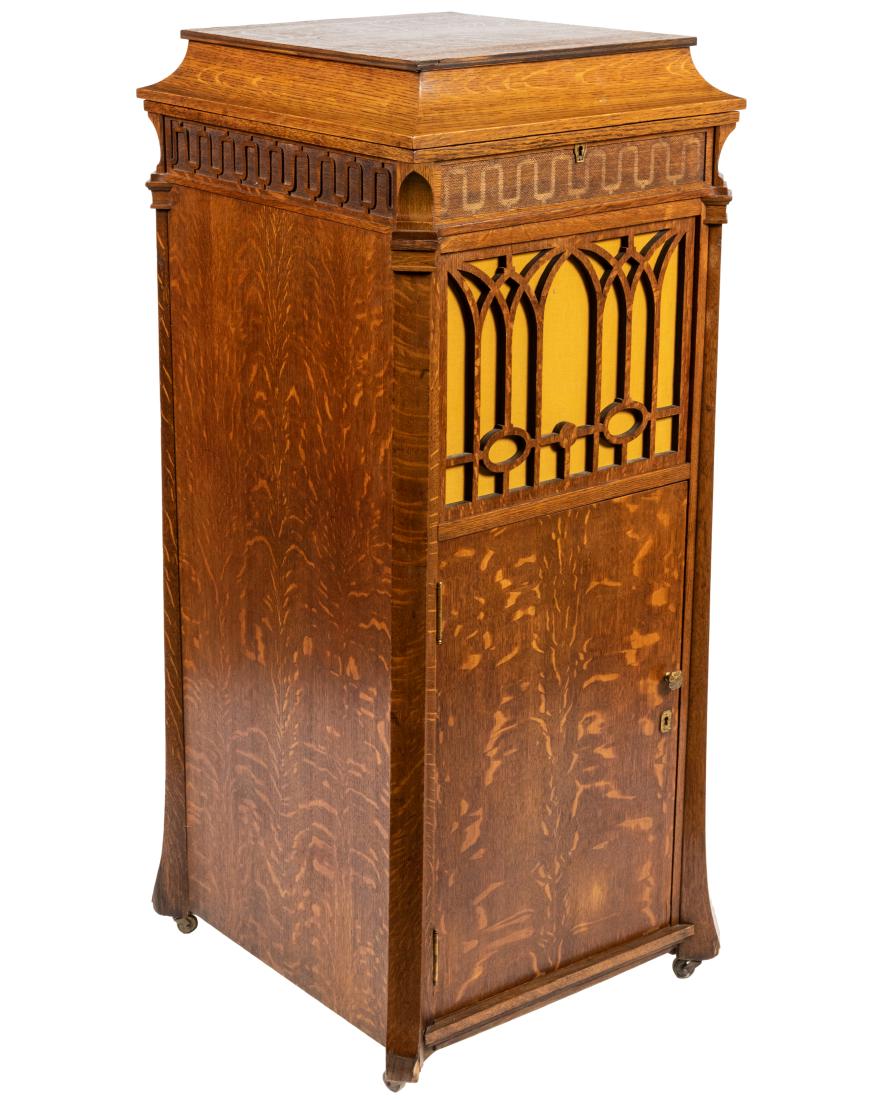 Oak Eclison Victrola Oak Case (1 of 7)