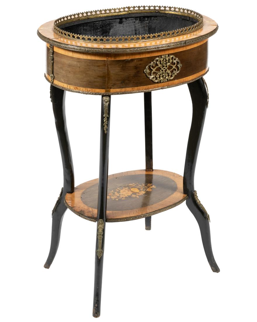 Victorian French Style Planter Table (1 of 7)