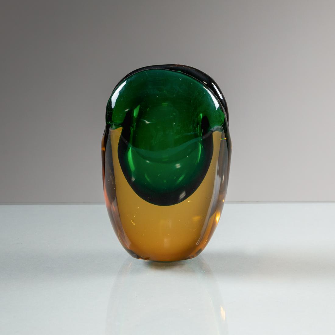 Flavio Poli - Seguso Vetri d'Arte Somerso Vase: Description - A Flavio Poli Seguso Vetri d'Arte Sommerso vase. Murano, Italy. Dimensions - 5" x 3.25" x 1.5"