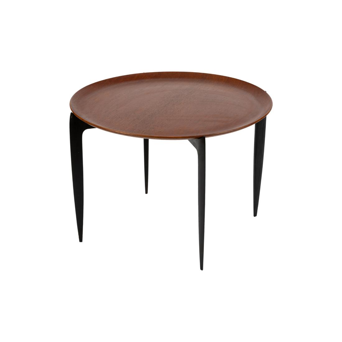 Fritz Hansen - Willumsen & Engholm tray Table: Description - Fritz Hansen Willumsen & Engholm tray table. Dimensions - 16.5" x 23.5"
