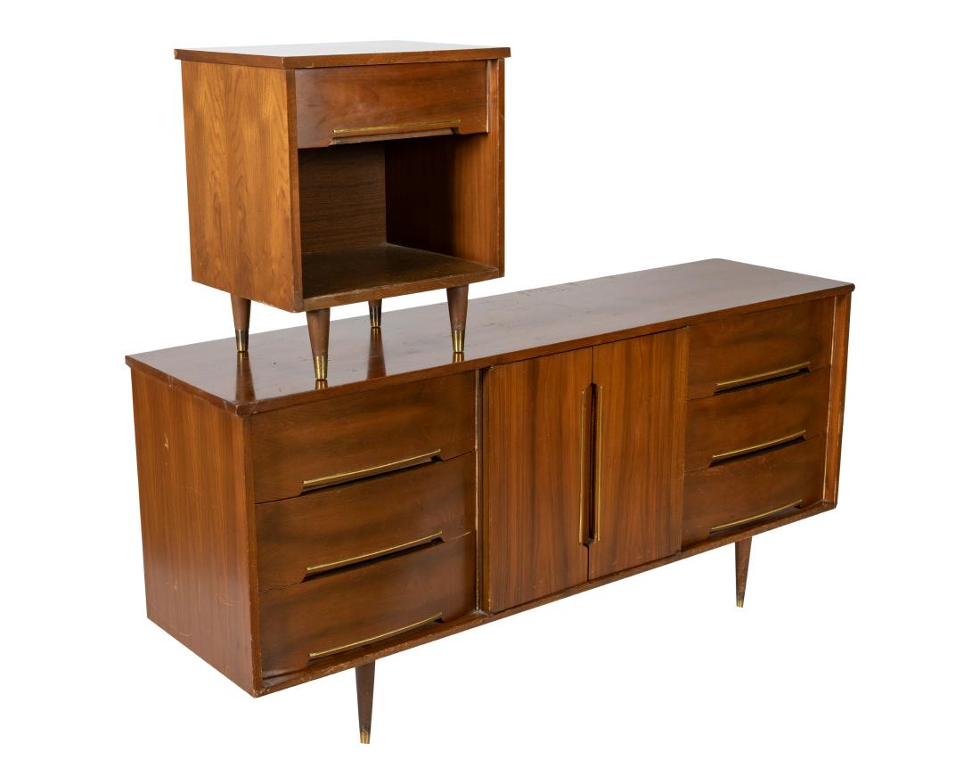Mid Century Walnut Dresser And Nightstand Jan 24 2019 Regency Auction House In Nj