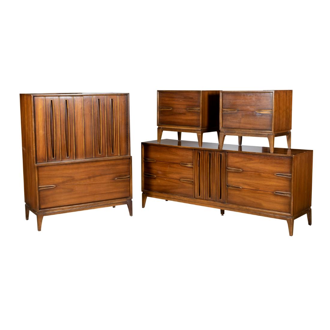 Unagusta - "Finesse" Bedroom Set - 4 Piece (1 of 6)