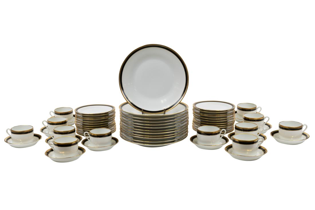 Richard Ginori - Palermo Black - Dinner Set (1 of 5)