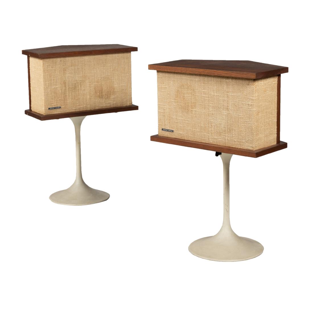 Bose 901-II Tulip Base Speakers (1 of 3)