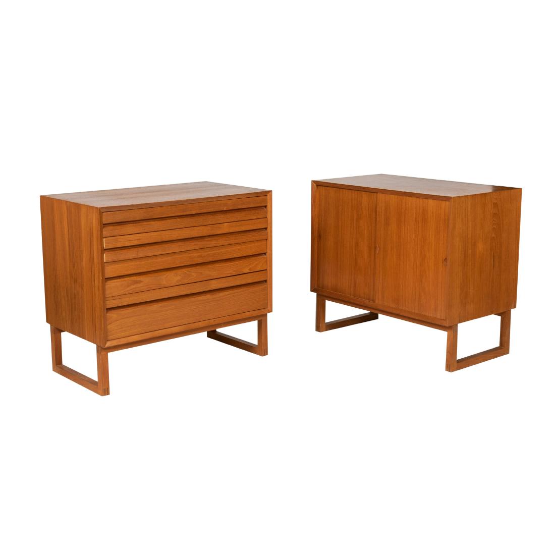 Poul Cadovius - Chests: Description - Poul Cadovius chests Dimensions - 28" x 31.5" x 18