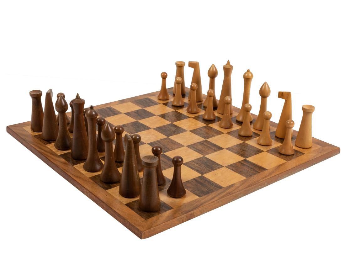 Herman Ohme - Modernist Wood Chess Set (1 of 6)