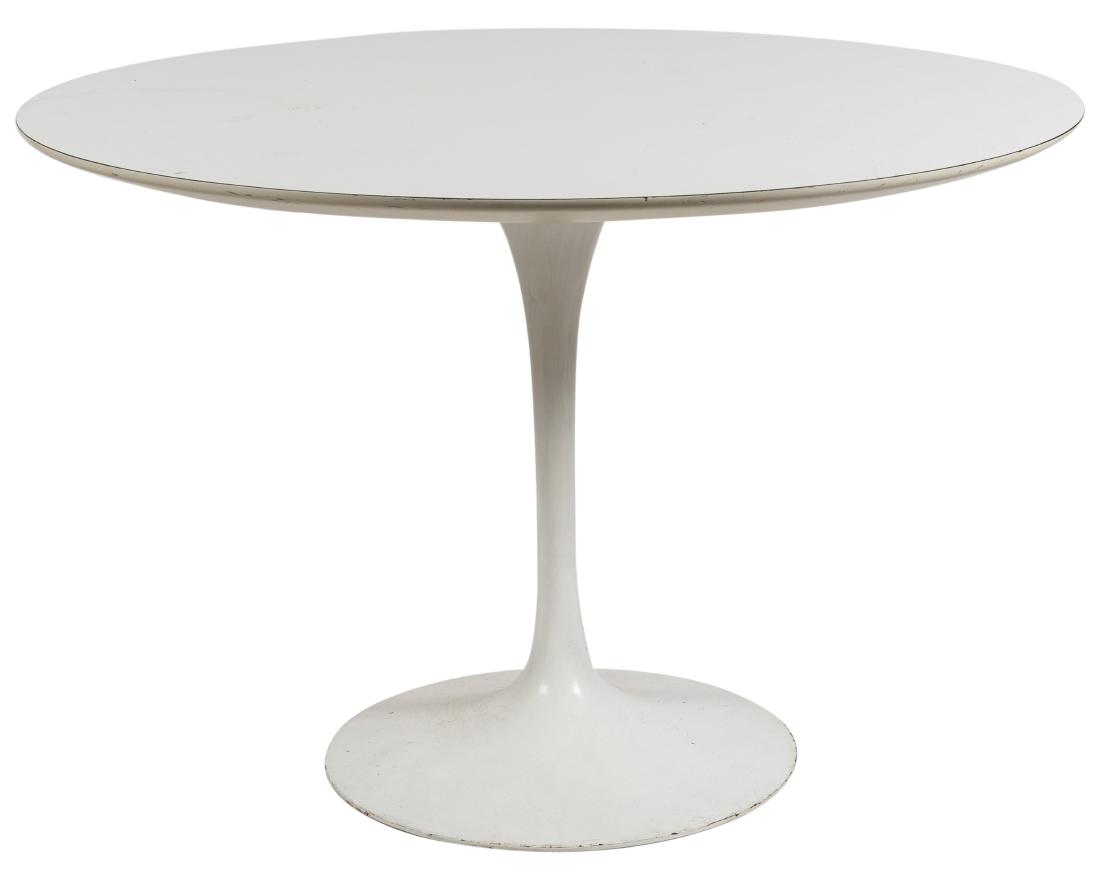 Eero Saarinen - Knoll - Tulip Kitchen Table (1 of 4)