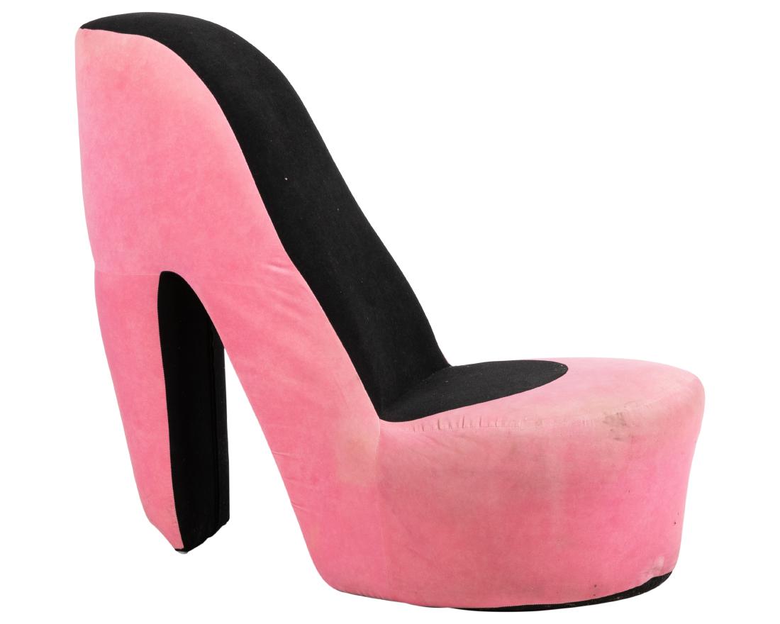 High Heel Chair - Pink and Black: Description - Black and Pink High Heel Chair Dimensions - 40" x 21" x 44"