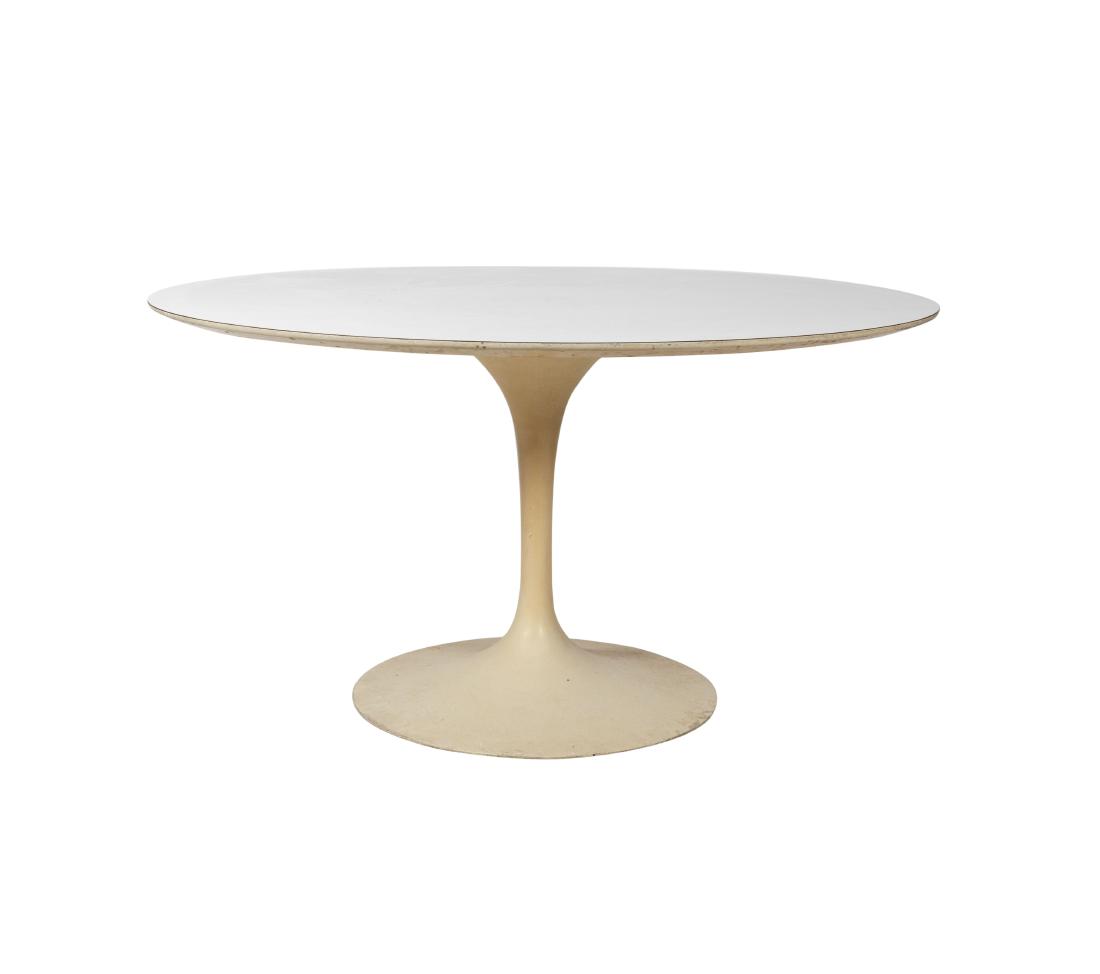 Eerin Saarinen - Knoll - Tulip Kitchen Table: Description - Eerin Saarinen for Knoll, tulip kitchen table Dimensions - 29" x 54"
