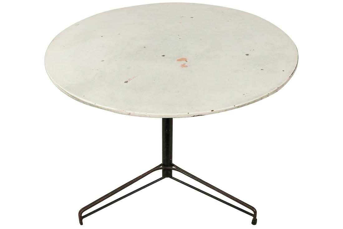 Mid Century Pedestal Table (1 of 4)