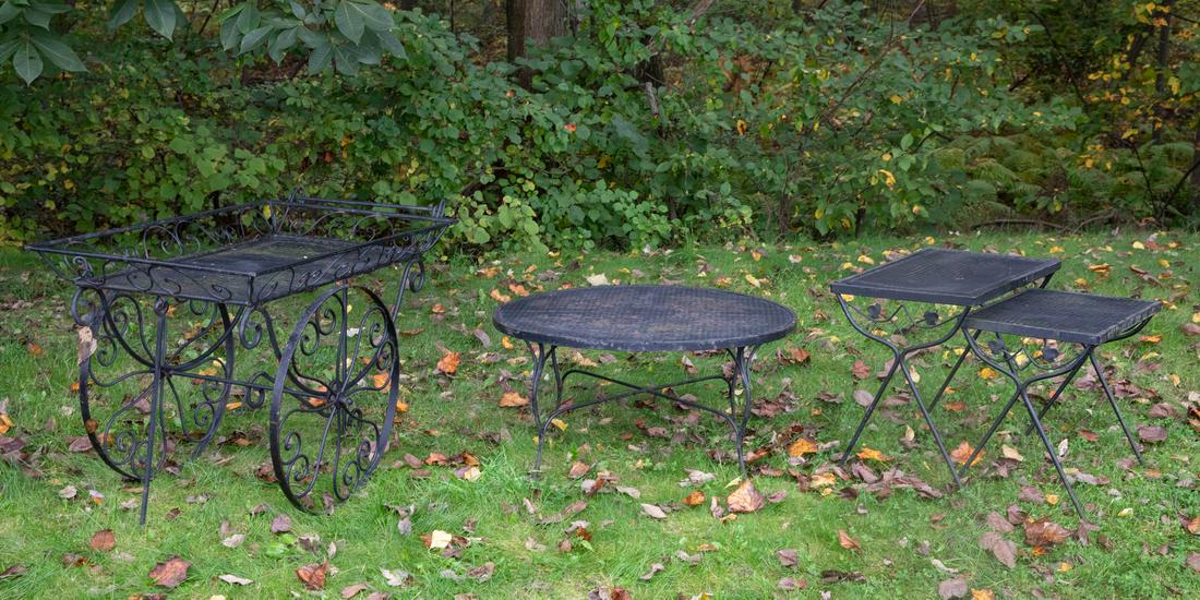 Russell Woodard - Cart and Tables: Description - Russell Woodard tea cart, round coffee table and nest of 2 tables. Dimensions - cart - 28" x 42" x 25"
