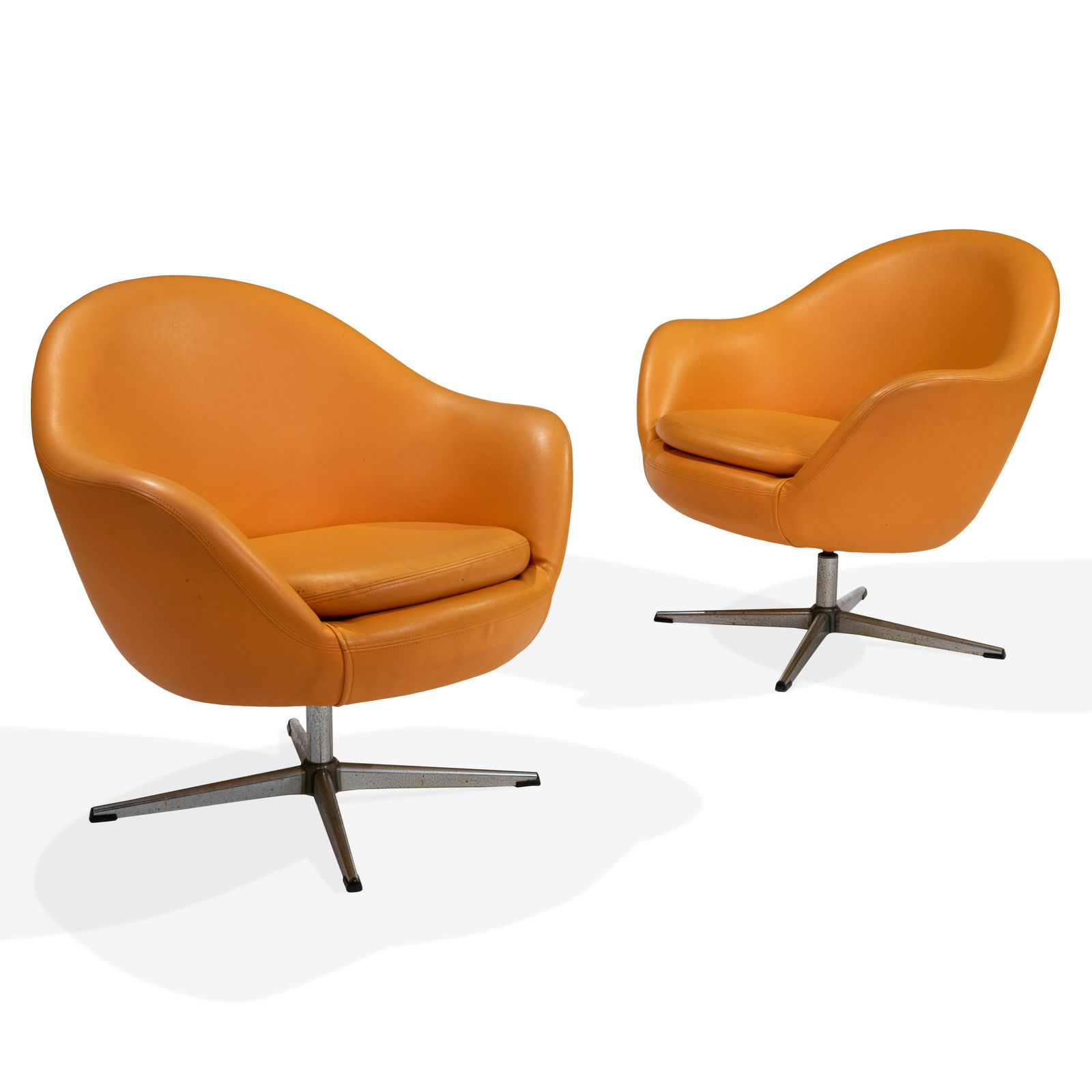 Overman - Lounge Chairs (1 of 2)