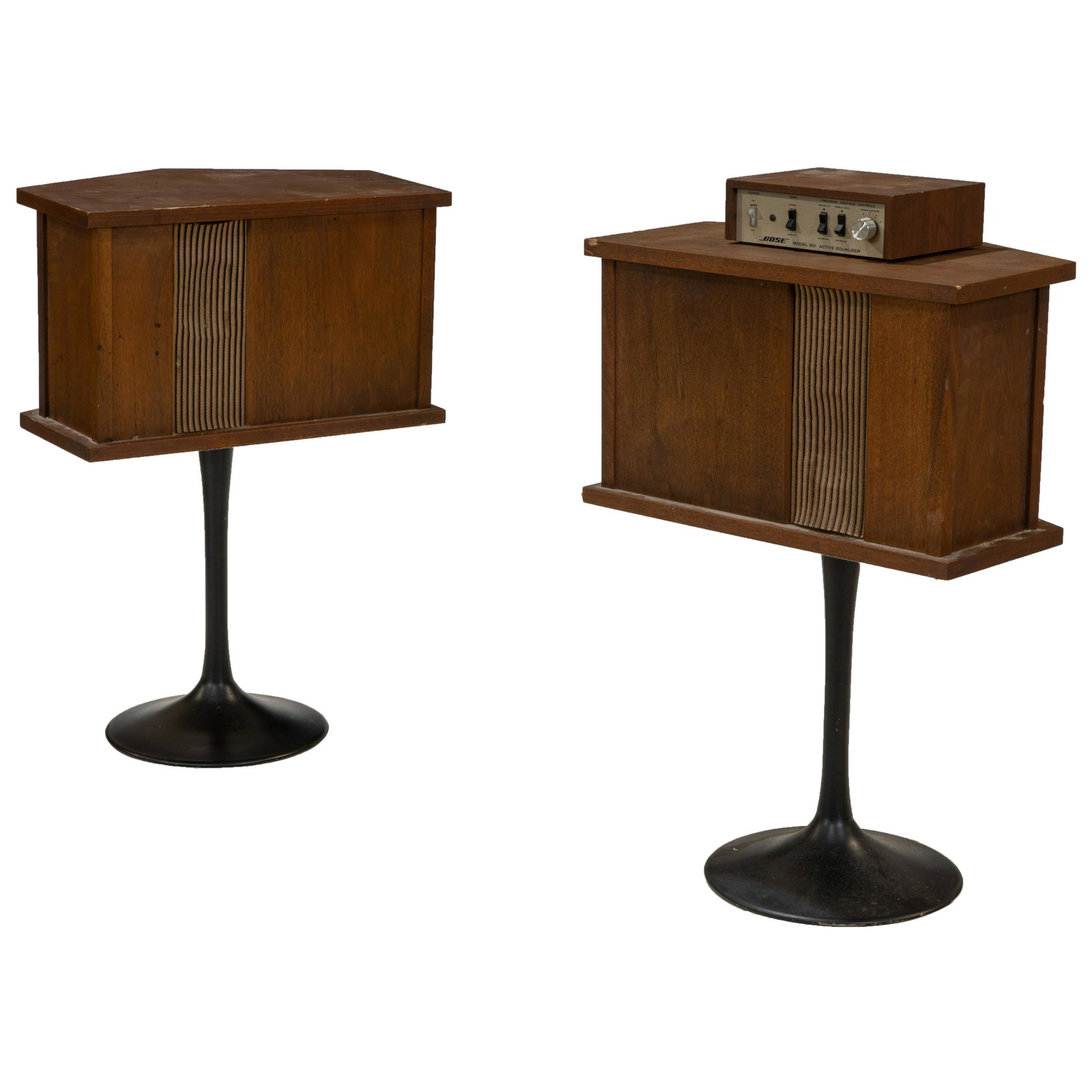 Bose - 901 Speakers and Equalizer (1 of 3)