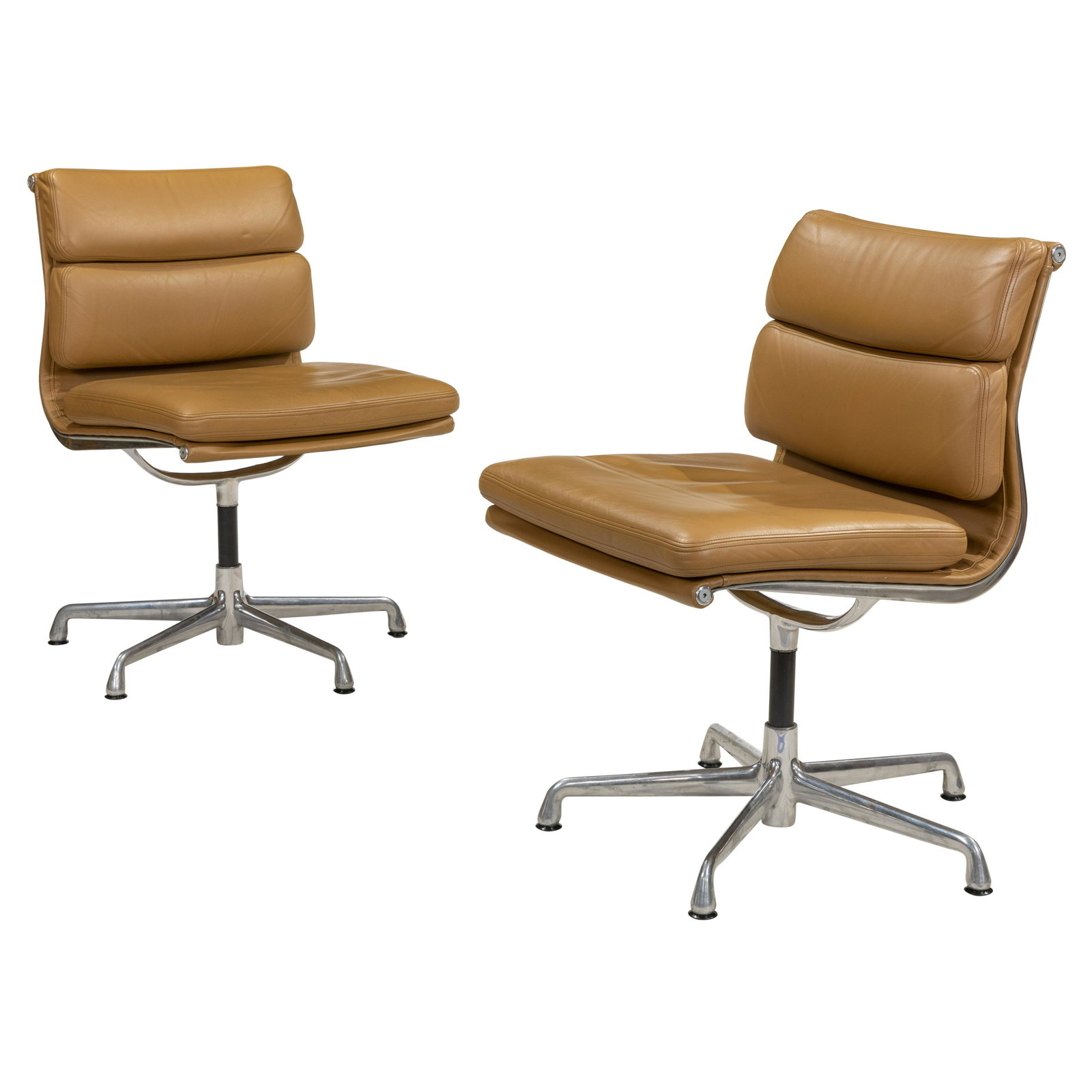 Charles & Ray Eames - Soft Pad Chairs - Pair (1 of 4)