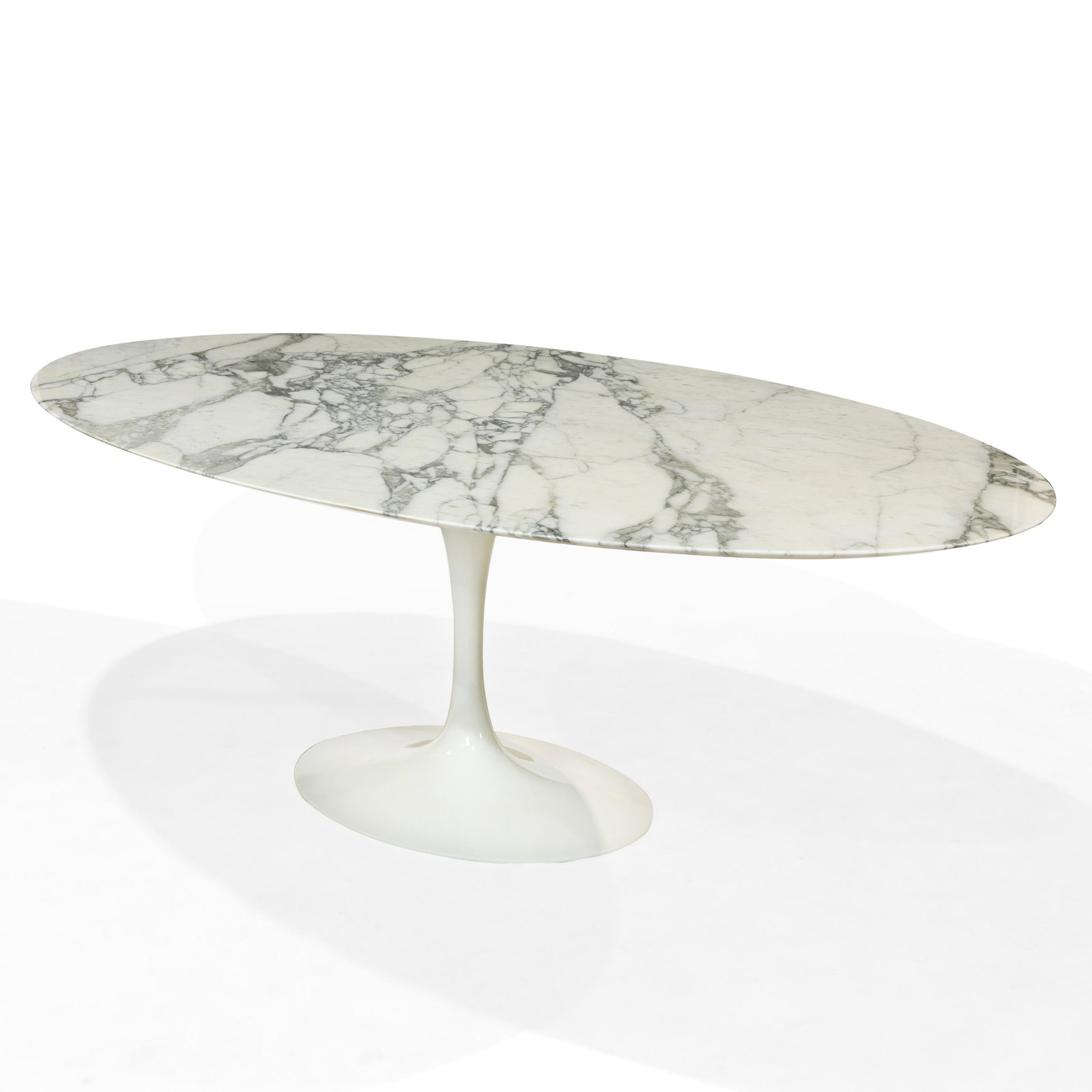 Eero Saarinen - Knoll - Carrara Marble Table (1 of 4)