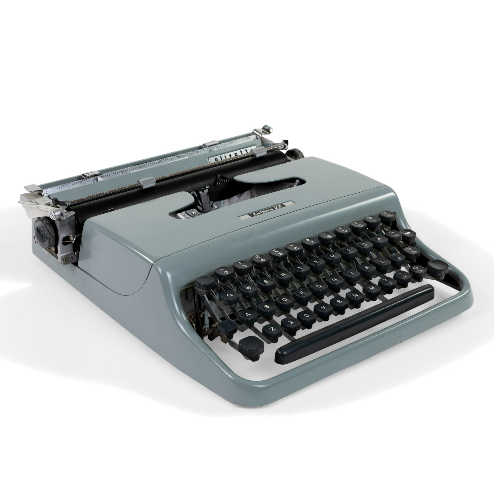Olivetti - Letter 22 Typewriter (1 of 5)