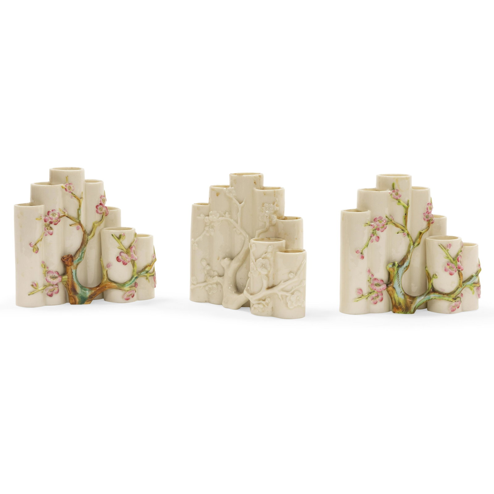 Royal Worcester Graduated Bud Vases - 3: Description - Royal Worcester oriental motif 3 graduated bud vases 2 decorated 1 plain. Dimensions - 5" x 6" x 2"