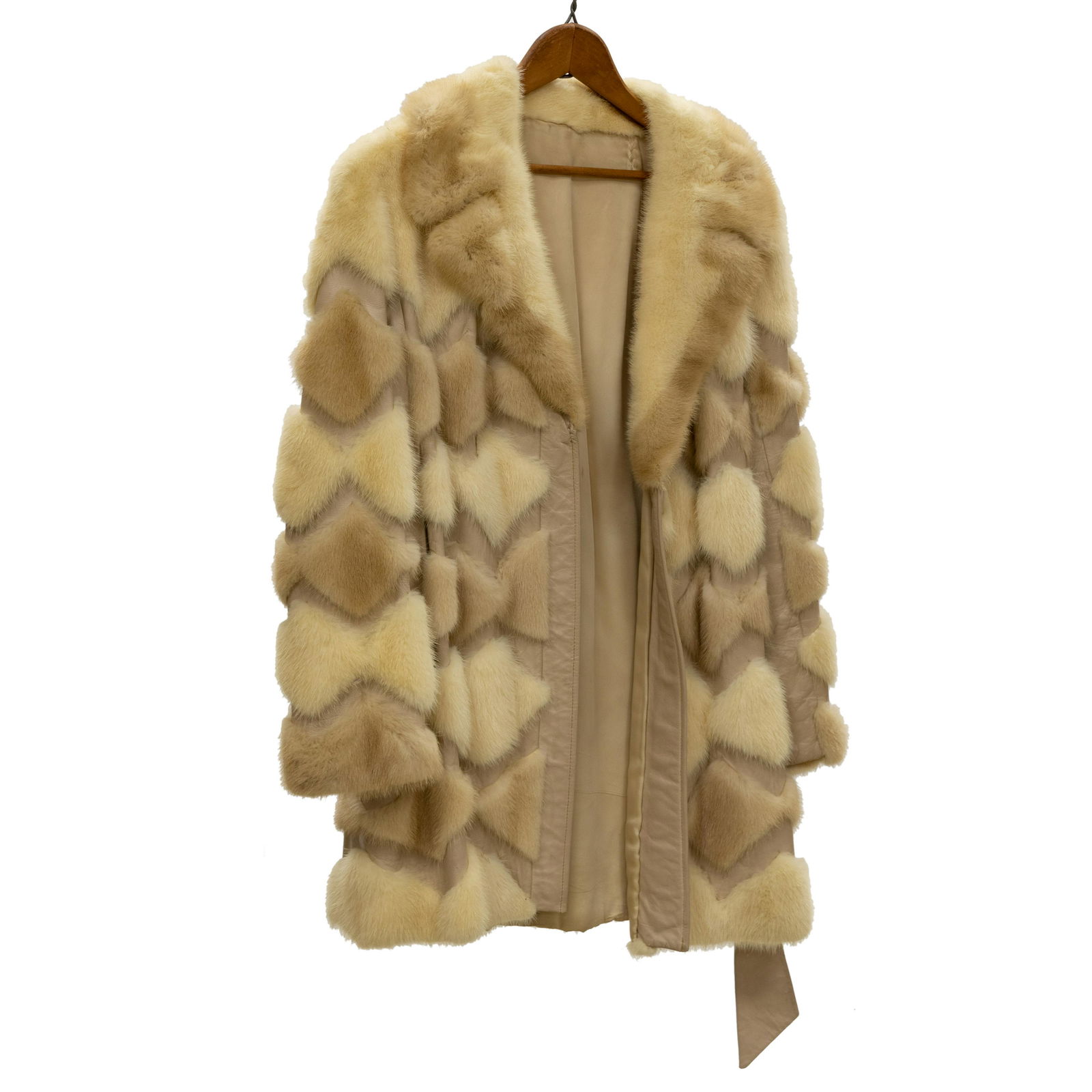 Mink and Leather Ladies Jacket: Description - Mink and leather ladies jacket. Dimensions -