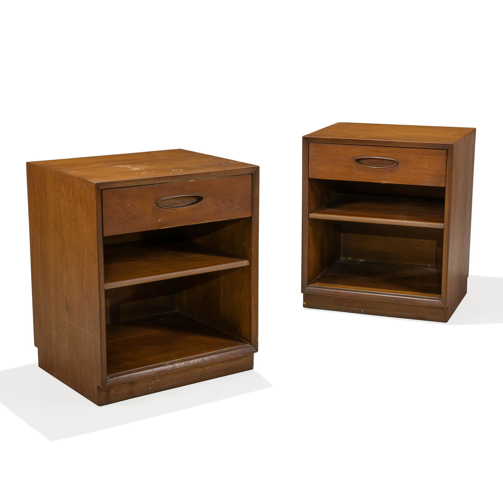 Henredon - Circa 60 - Night Stands (1 of 2)