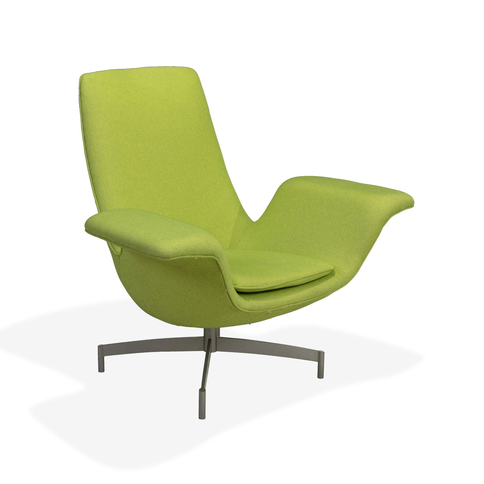 HBF Dialogue - Swivel Lounge Chair (1 of 3)