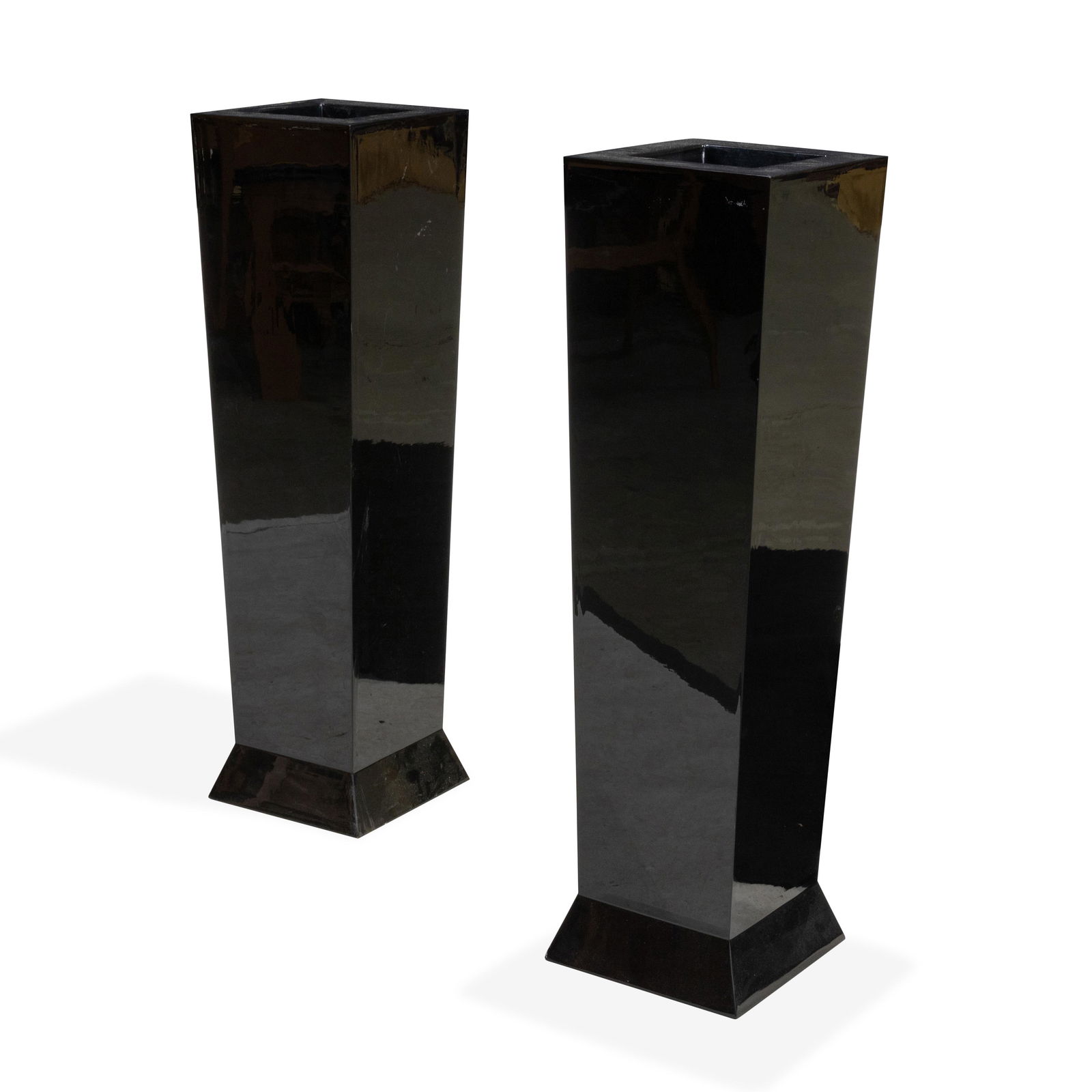 Lacquered Pedestal Plant Stands (1 of 4)