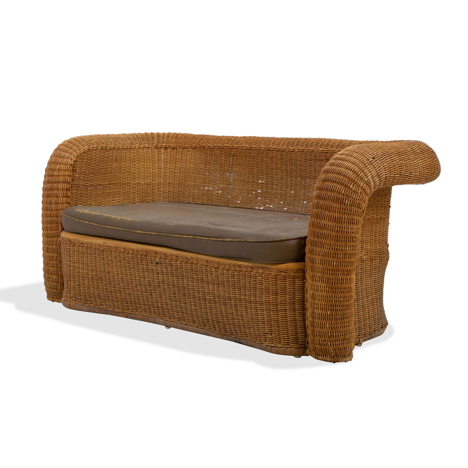 Sculpted Wicker Sofa (1 of 6)