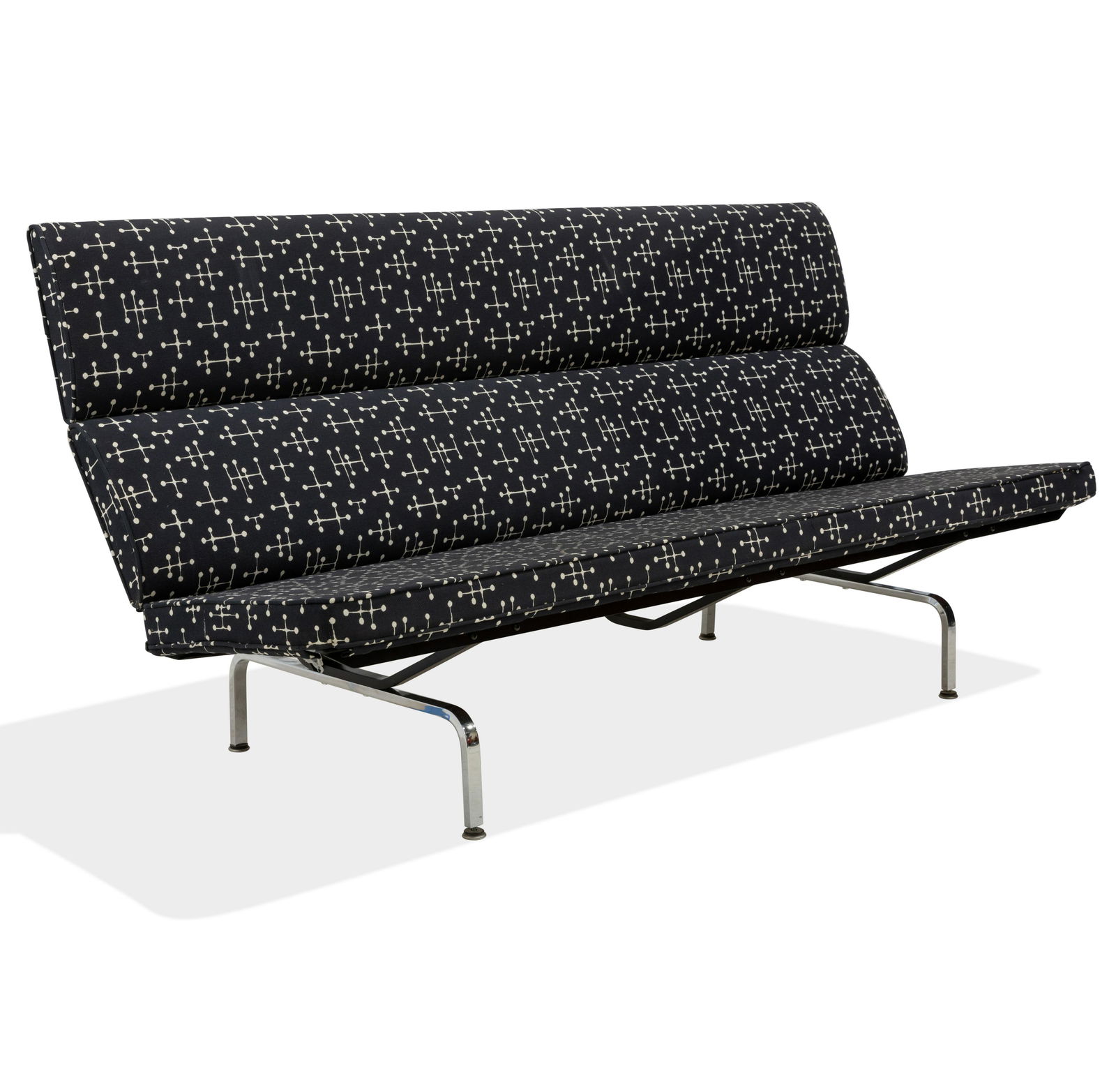 Charles & Ray Eames - Compact Sofa (1 of 4)