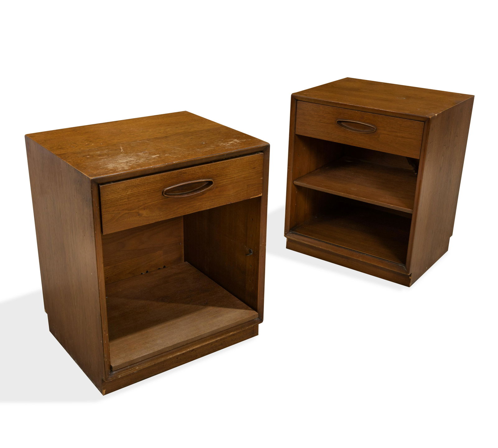 Henredon - Circa Nightstands (1 of 5)