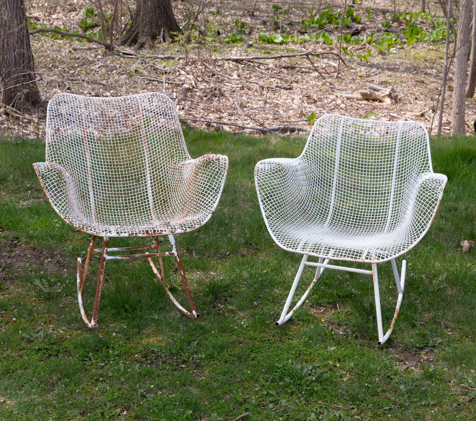 Russell Woodard - Sculptura Rocking Chairs: Description - Russell Woodard Sculptura rocking chairs. Dimensions - 30" x 28" x 30"