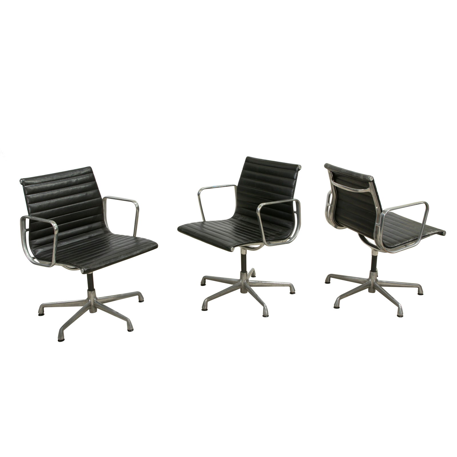 Charles & Ray Eames - Aluminum Group Chairs - 3 (1 of 4)