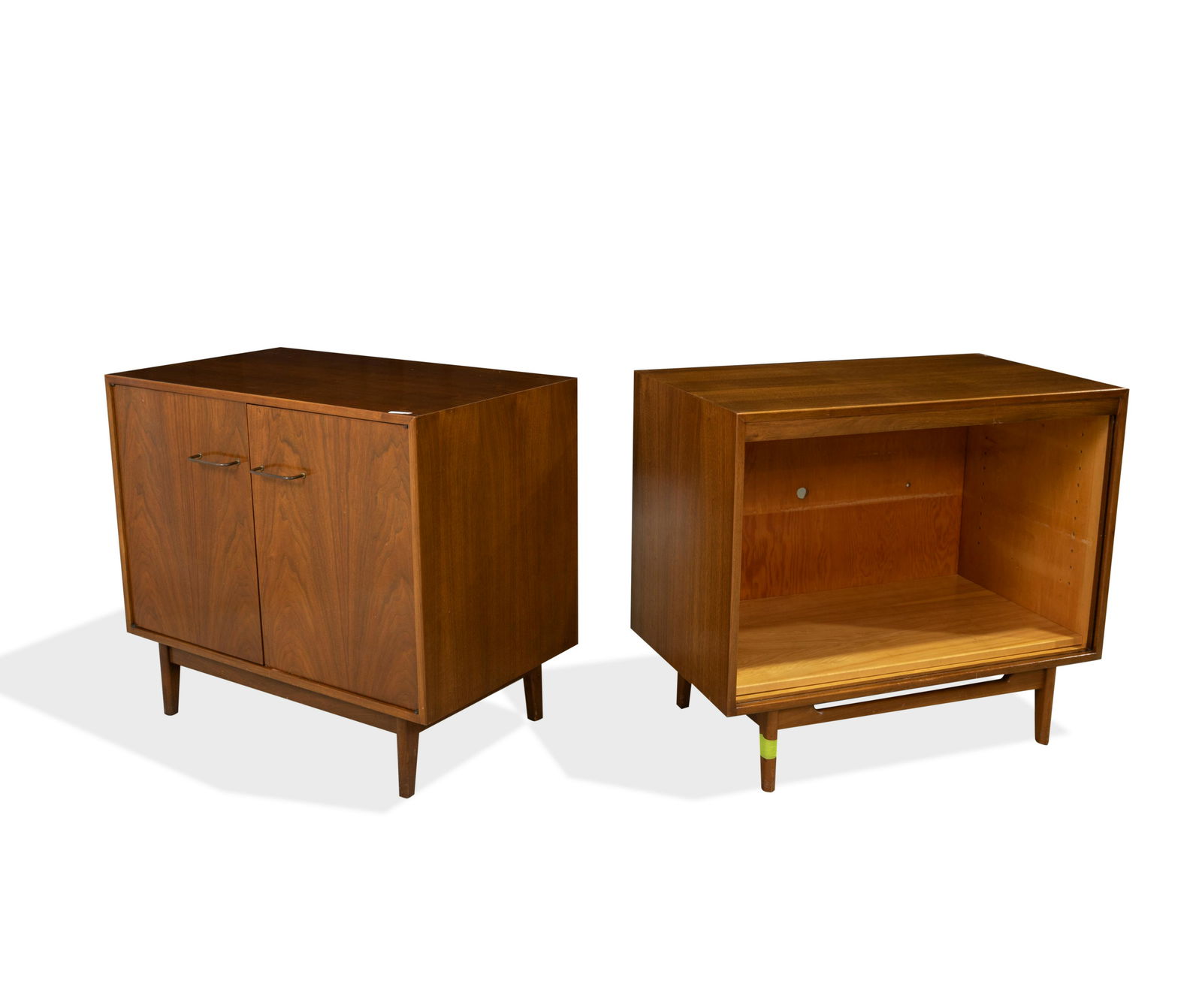 Jens Risom - Cabinets (1 of 6)