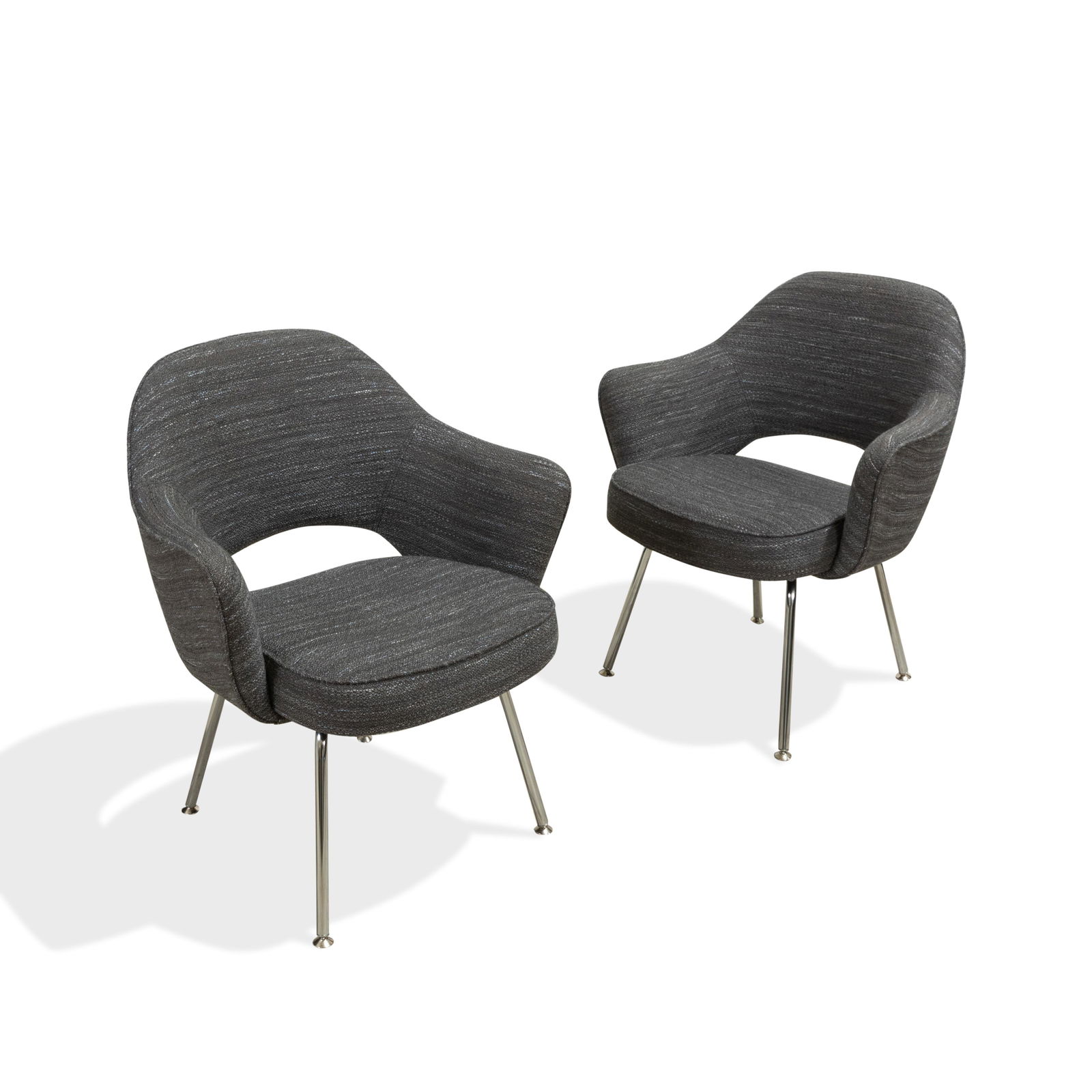 Eero Saarinen - Knoll - Arm Chairs (1 of 3)