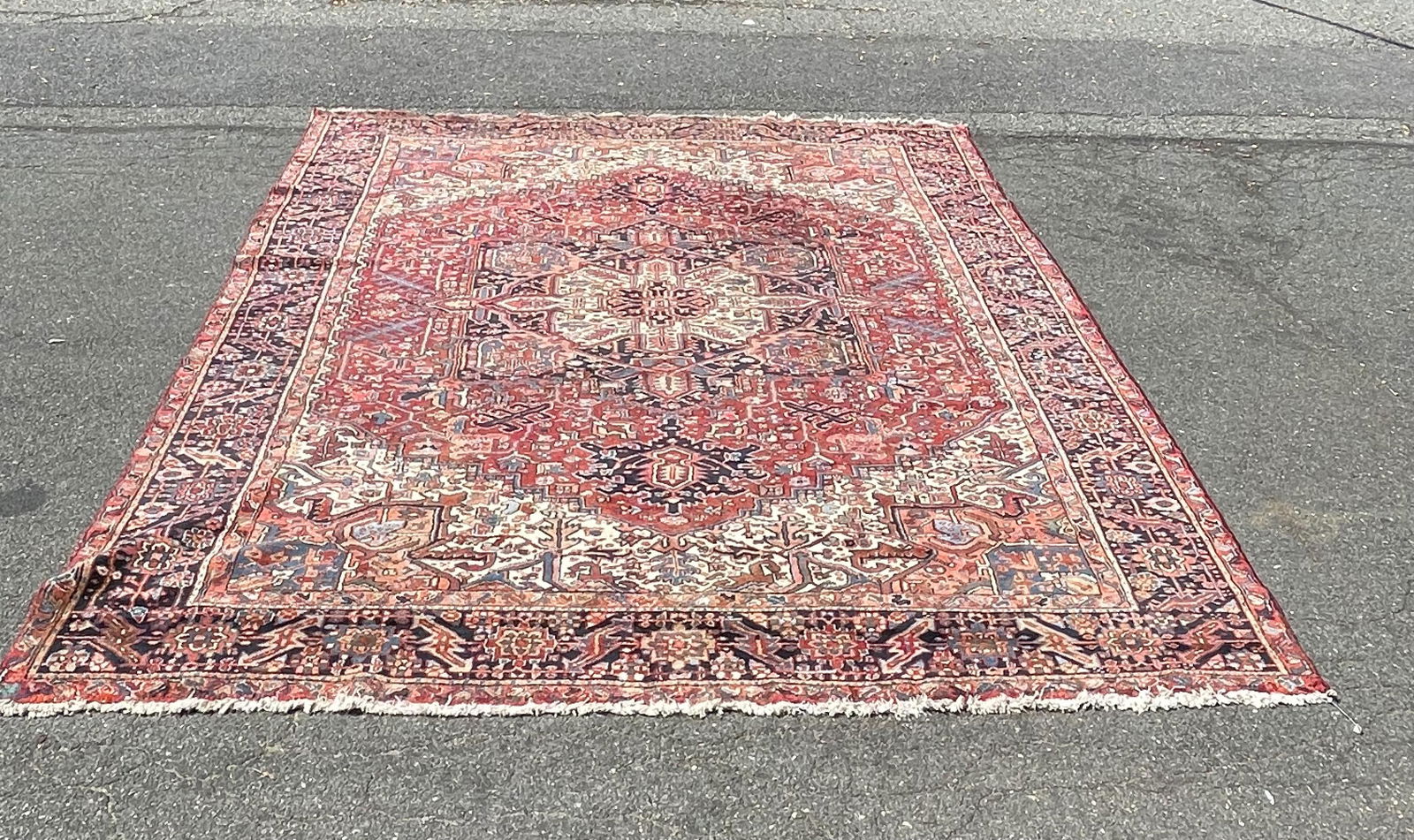 9' x 12' Heriz Rug (1 of 3)