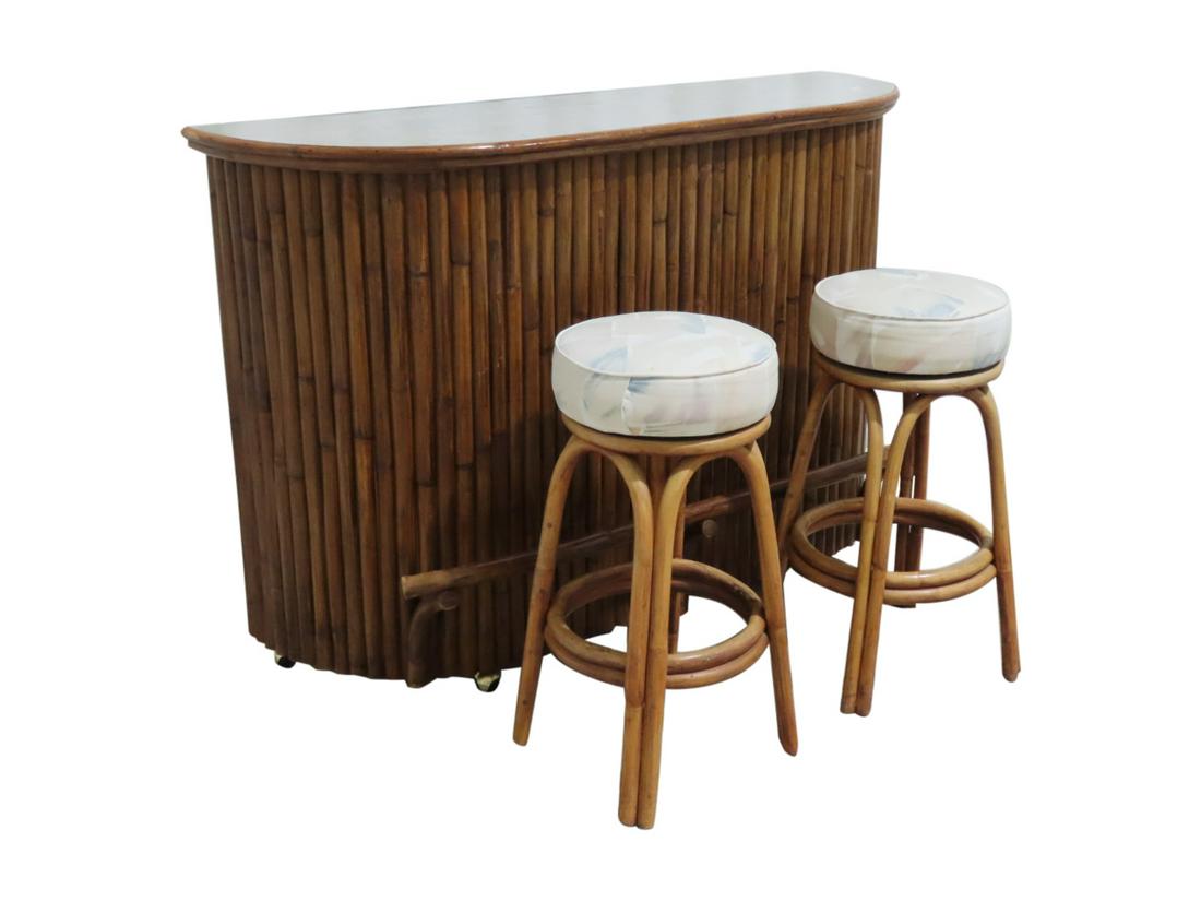 Rattan Bar and 2 Stools (1 of 5)