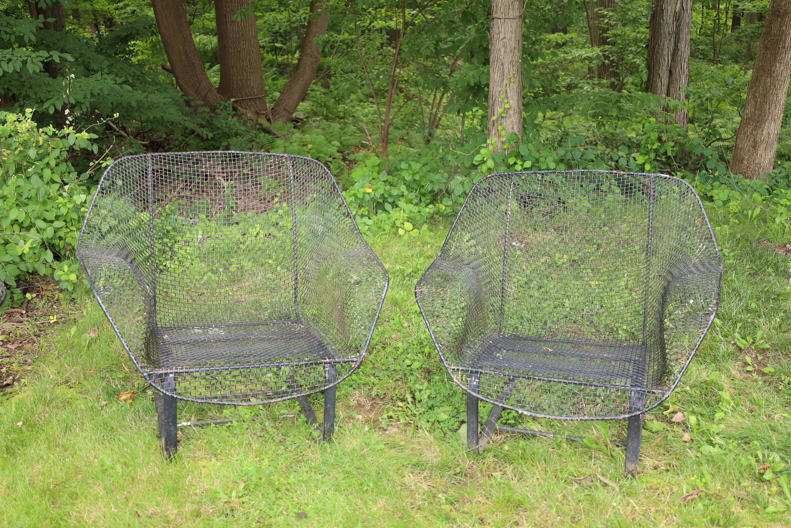 Russell Woodard - Sculptura Spring Chairs (1 of 3)