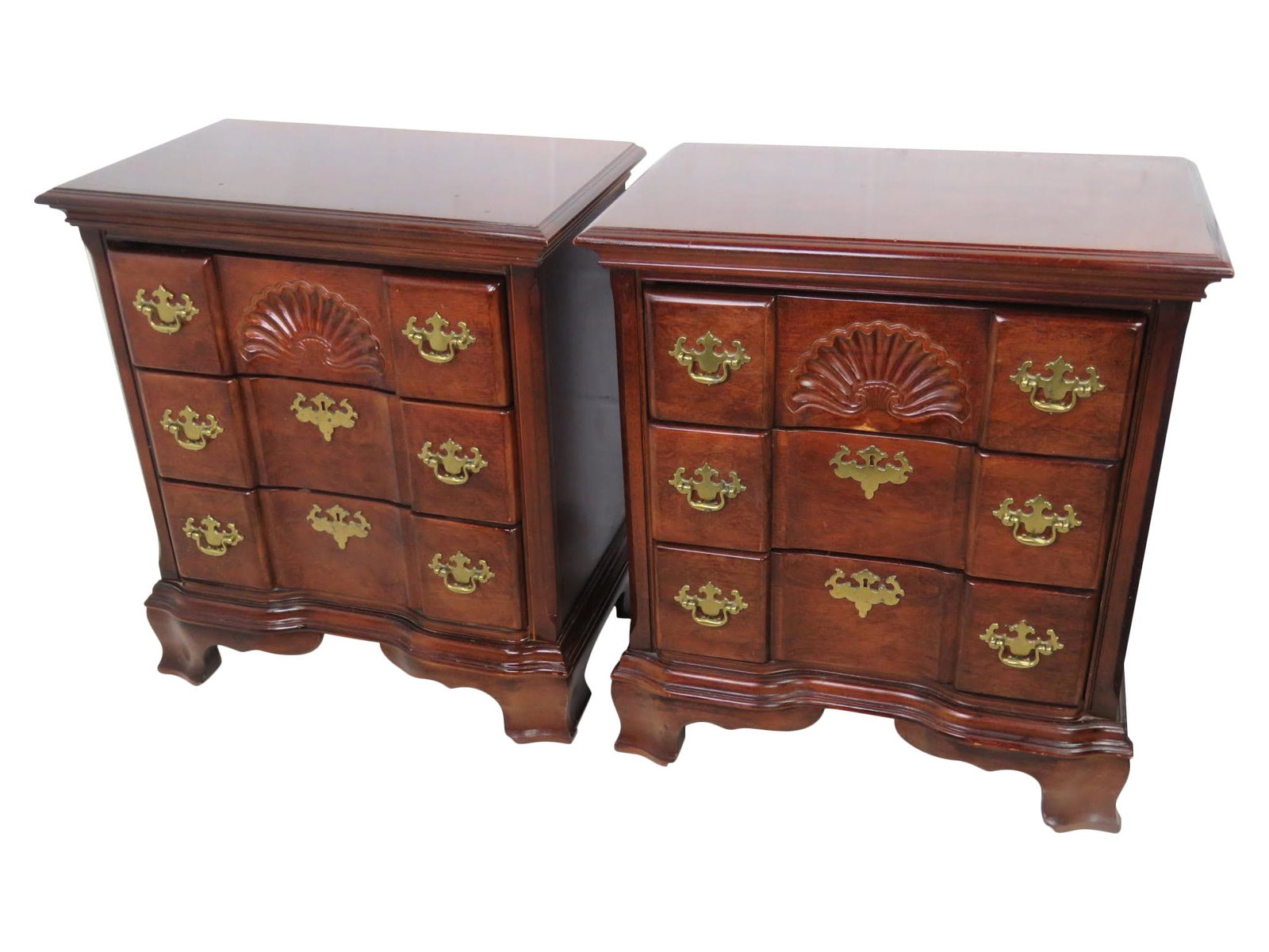 Chippendale Style Nightstands: Description - Pair of Chippendale style shell carved nightstands. Dimensions - 29.75" x 26.5" x 16"