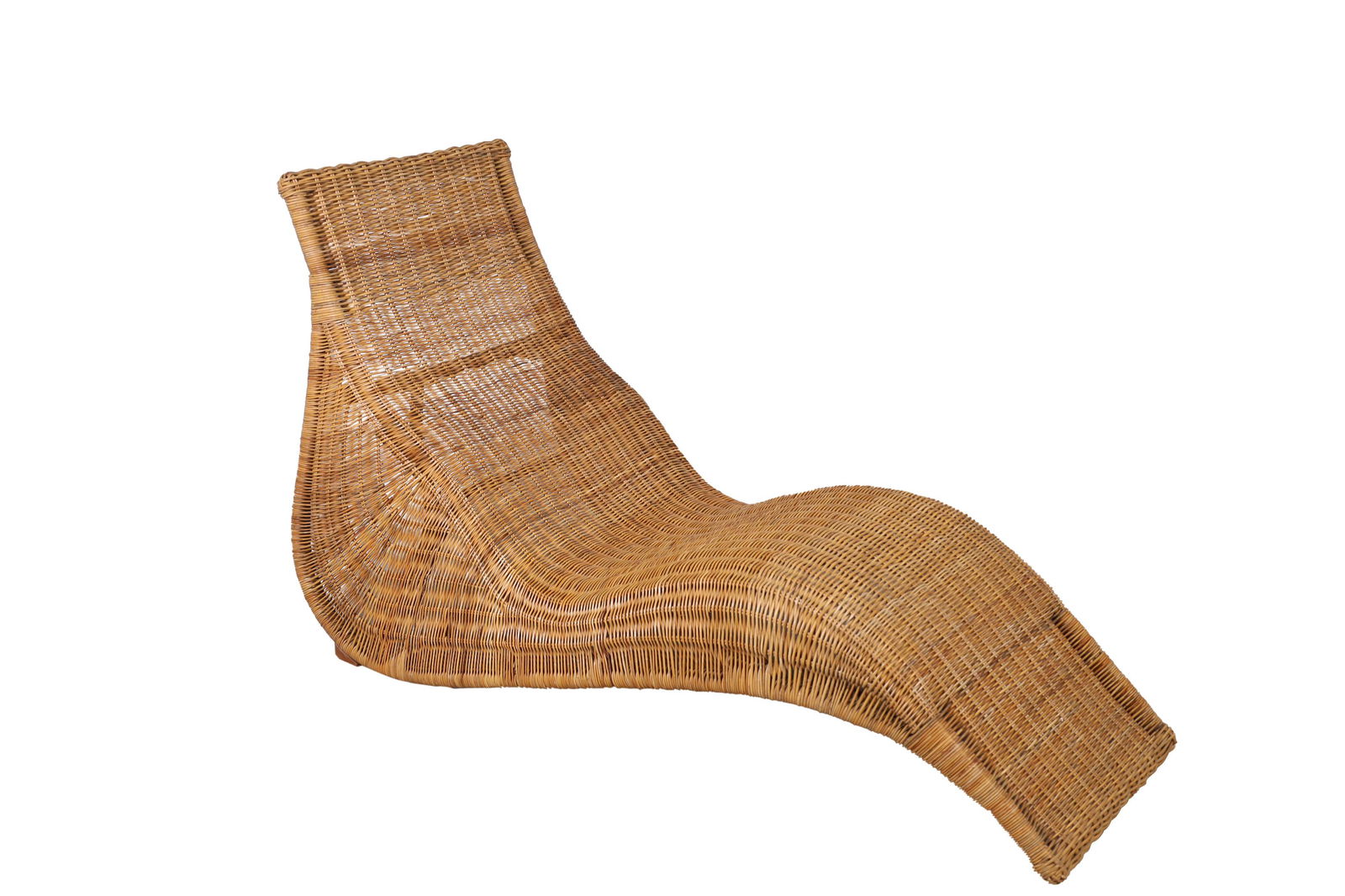 Wicker Chaise (1 of 4)