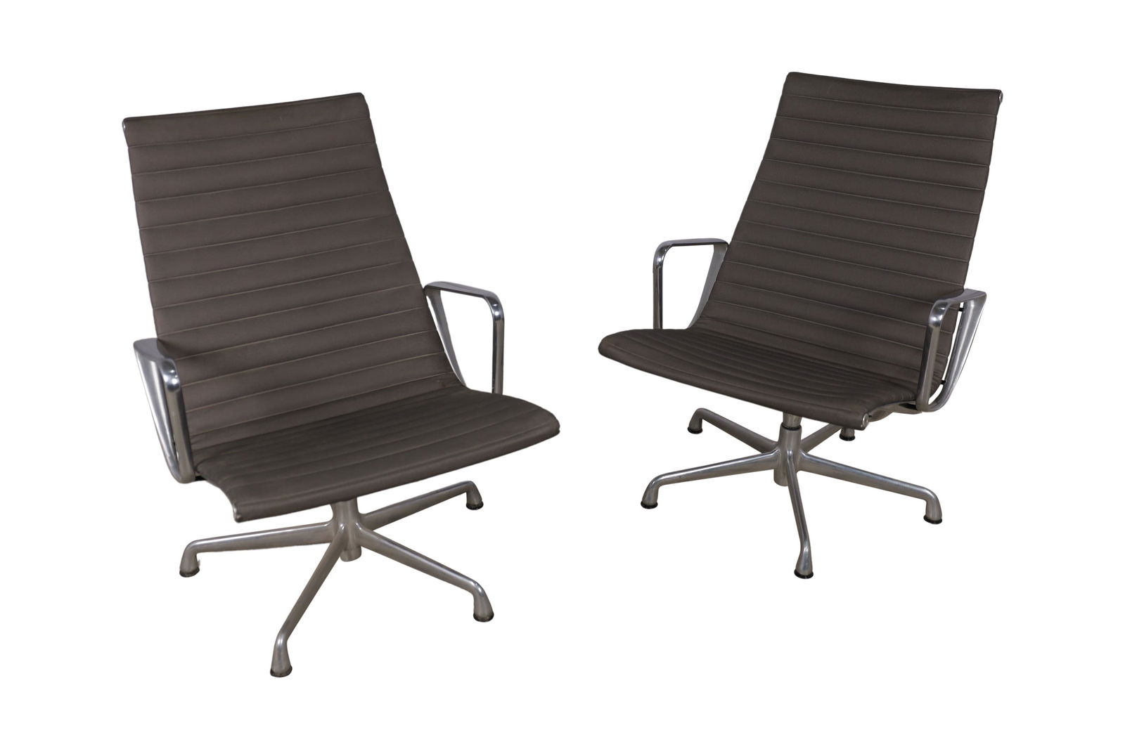 Eames - Herman Miller - Aluminum Group Chairs-Pair (1 of 8)
