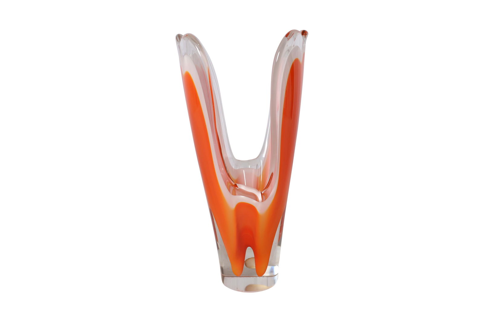 Flygsfors Coquille Butterfly Vase: Description - 1963 Flygsfors coquille butterfly art glass vase. Dimensions - 12" x 6"