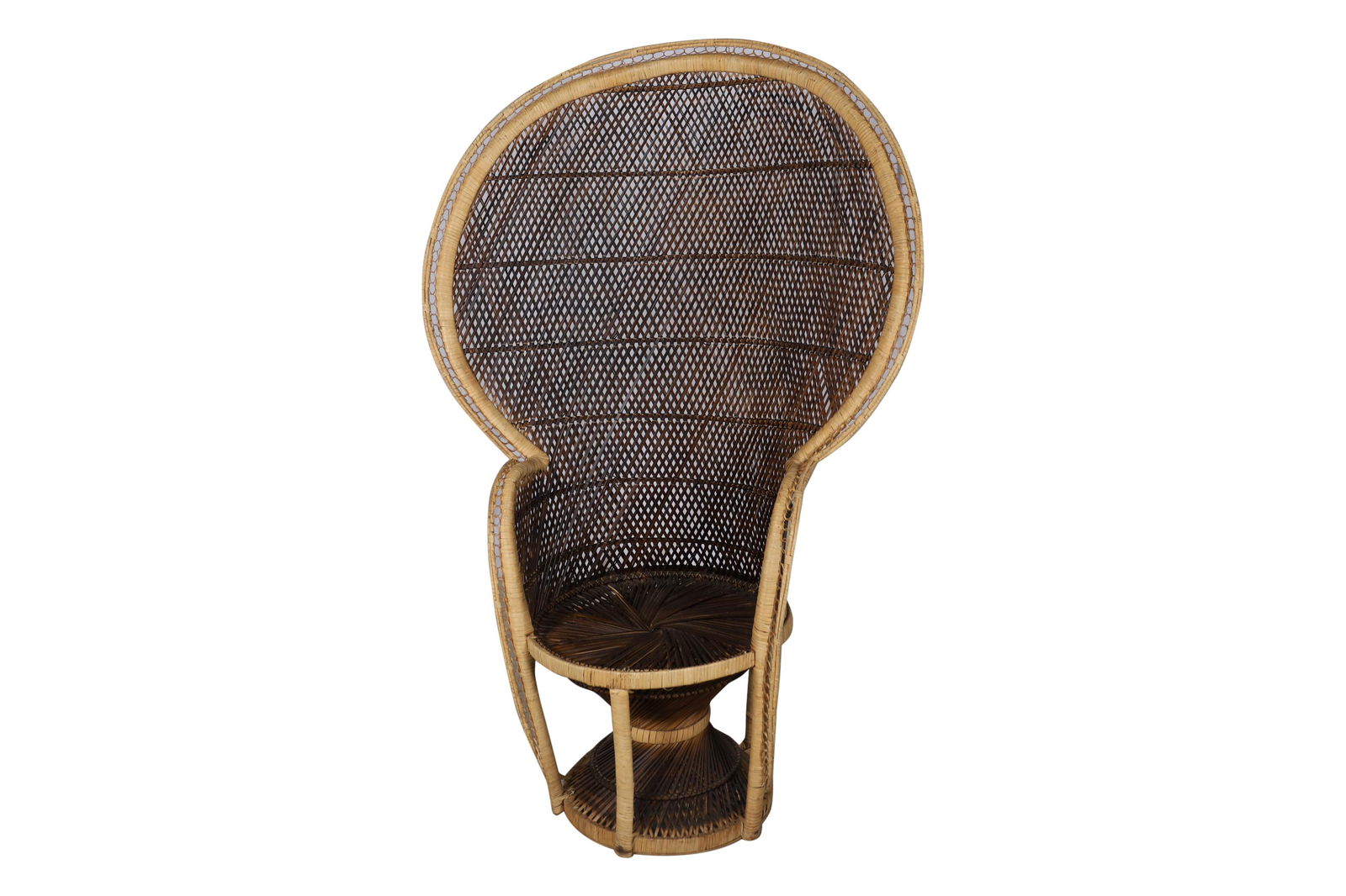 Wicker Peacock Chair (1 of 3)