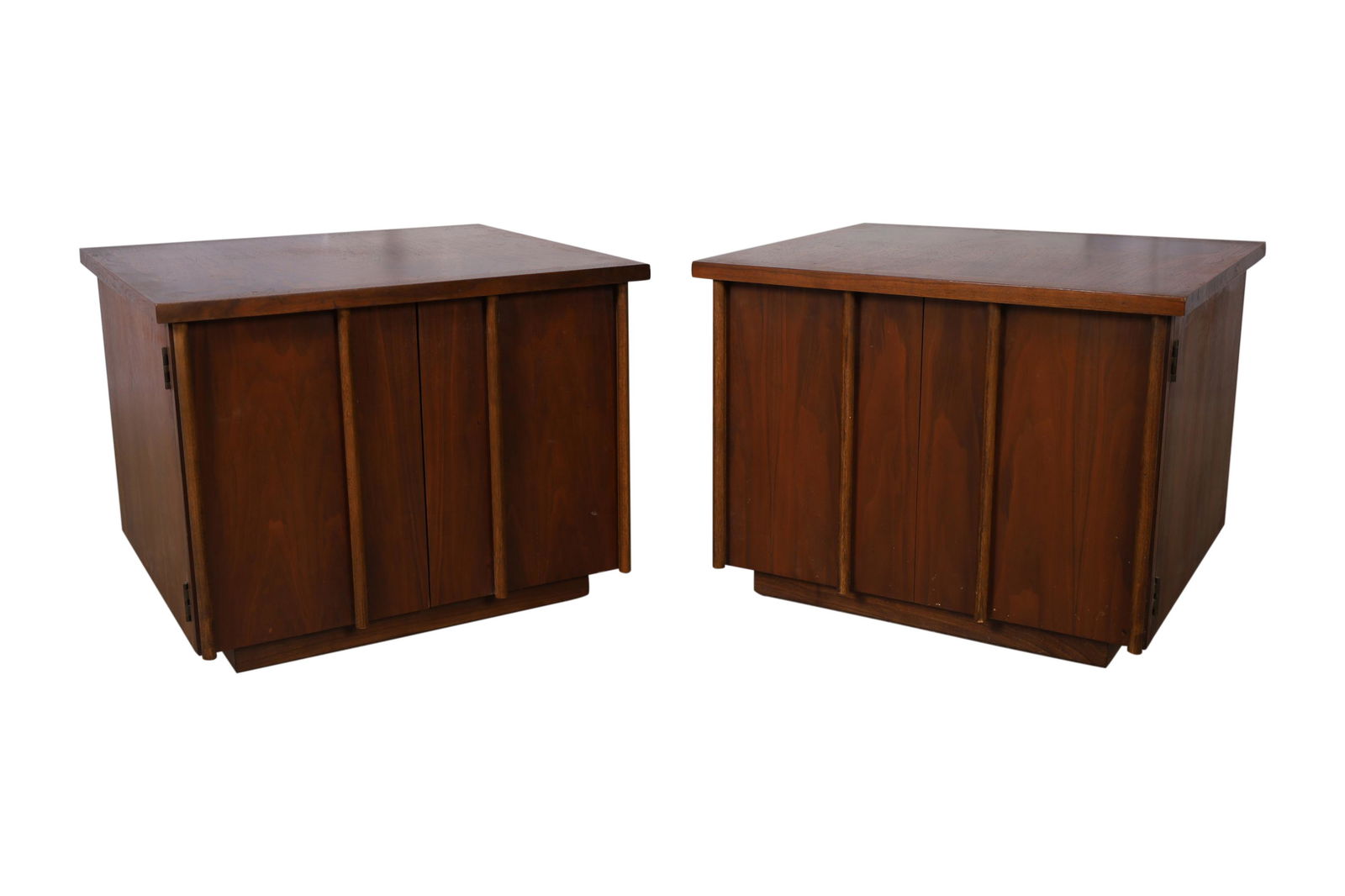 Lane - Walnut Side Tables - Pair (1 of 6)