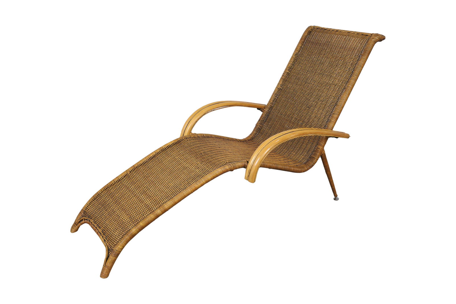 Wicker and Rattan Chaise Lounge (1 of 5)