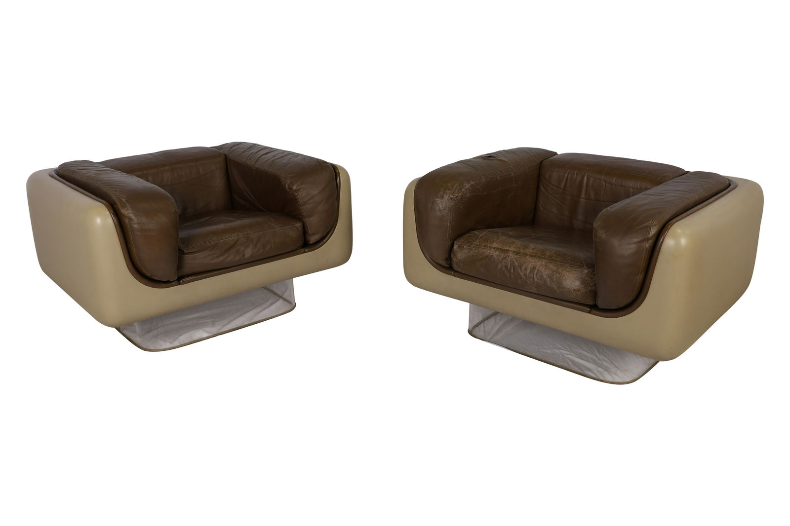 William Andrus - Fiberglass Club Chairs - Pair (1 of 6)