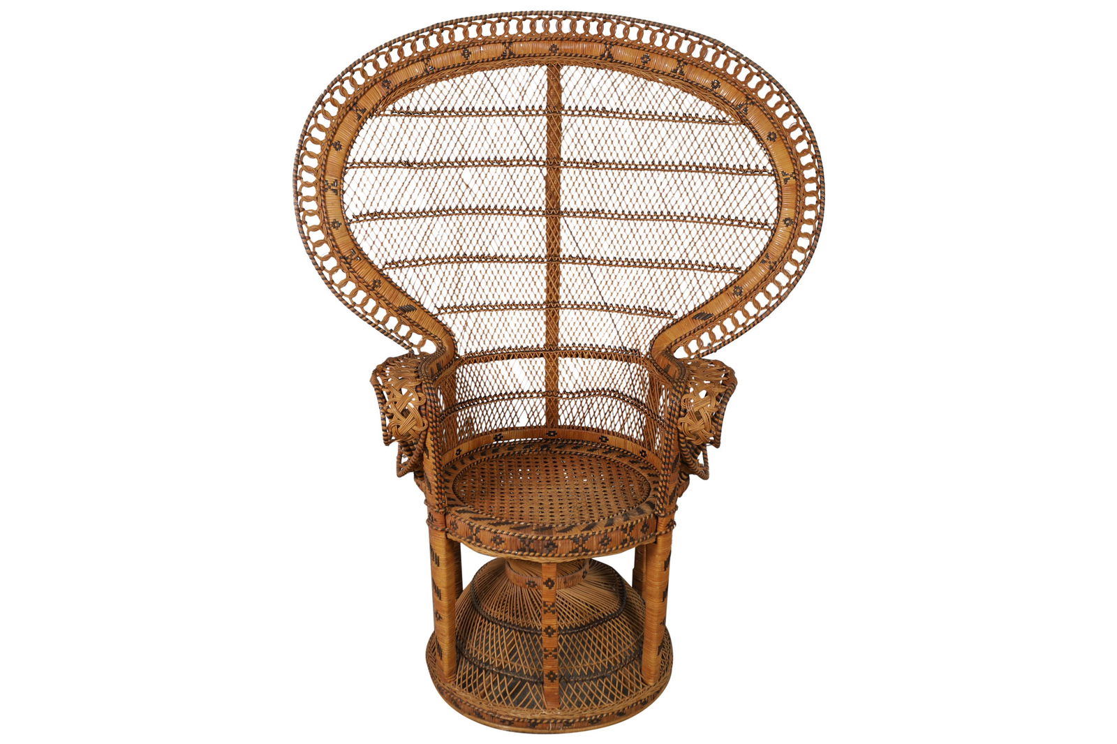 Wicker Peacock Chair (1 of 4)