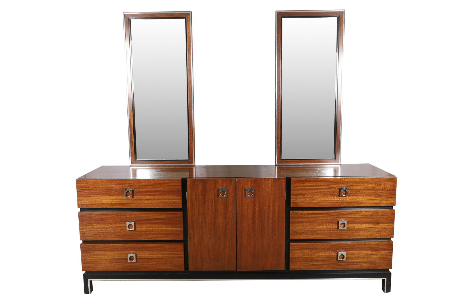Thomasville - Paldao Long Dresser and Mirrors: Thomasville - Paldao Long Dresser and pair of mirrors. Dimensions 30.5x78x19