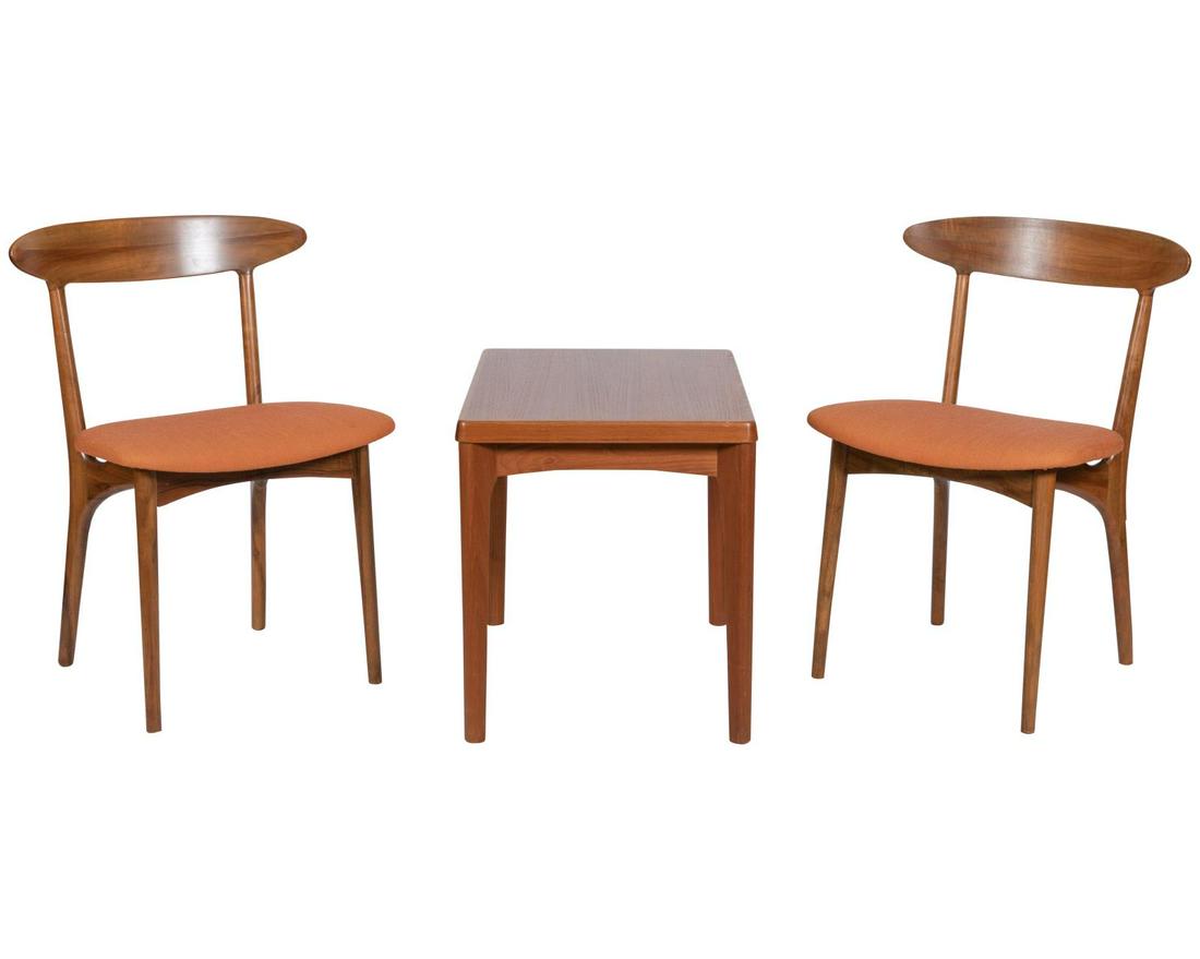 Vejle Stole Teak Table and Walnut Chairs (1 of 4)